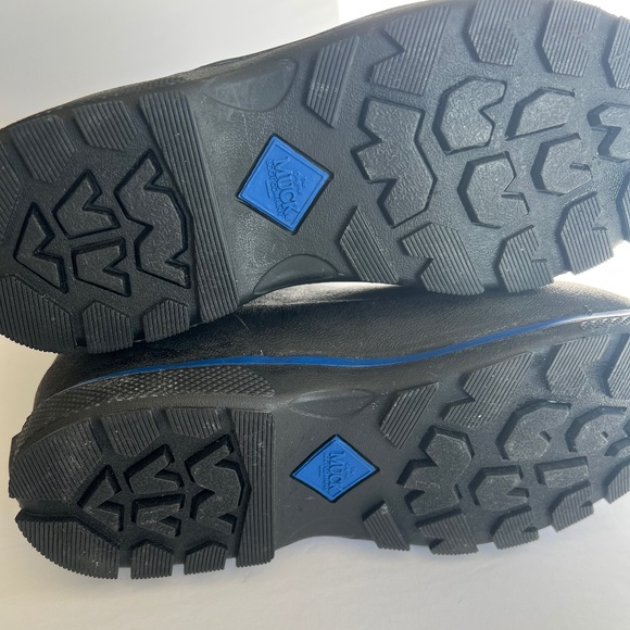 Muck Boots Element Rubber Boots Kids size 4 - Picture 5 of 8